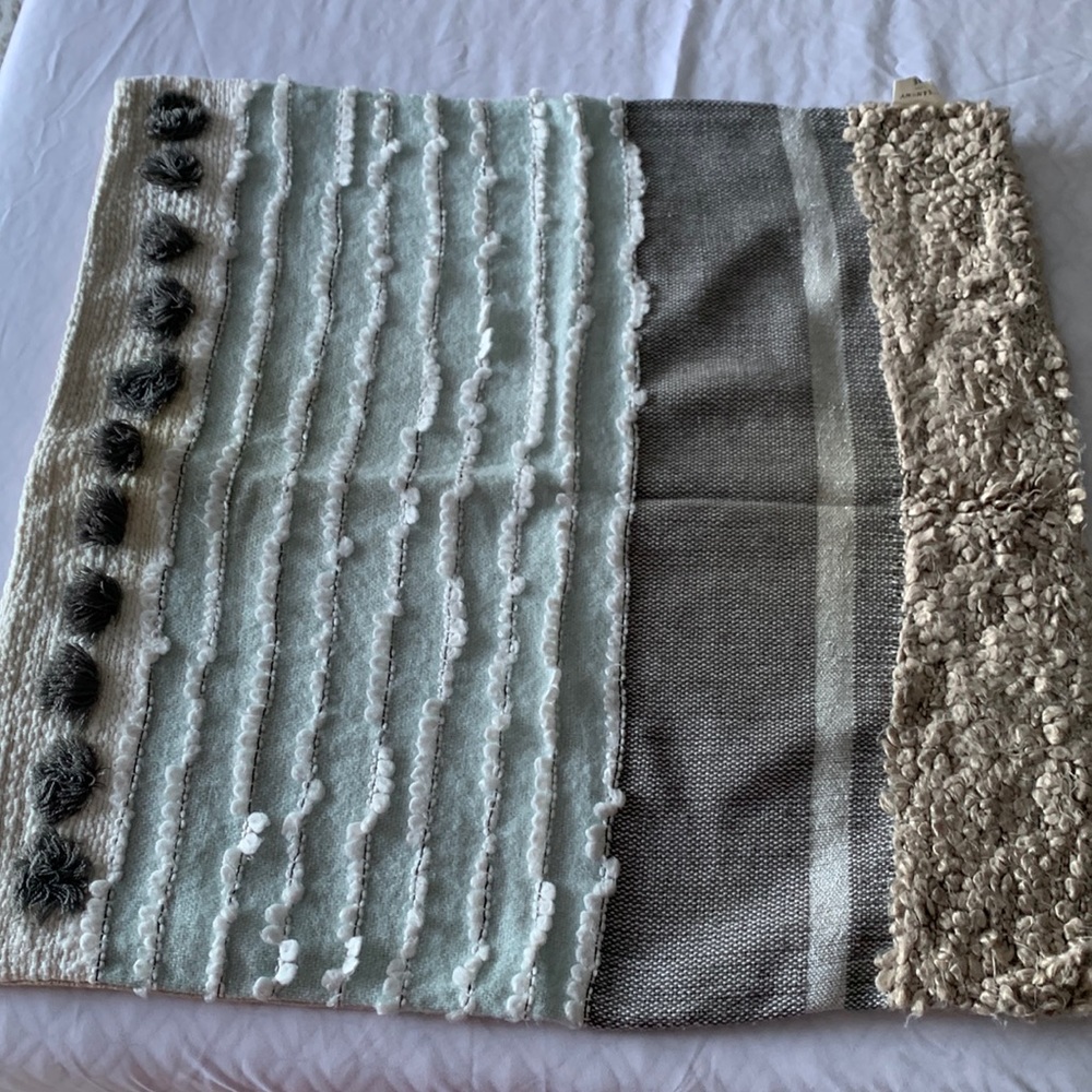Coastal pillow cover